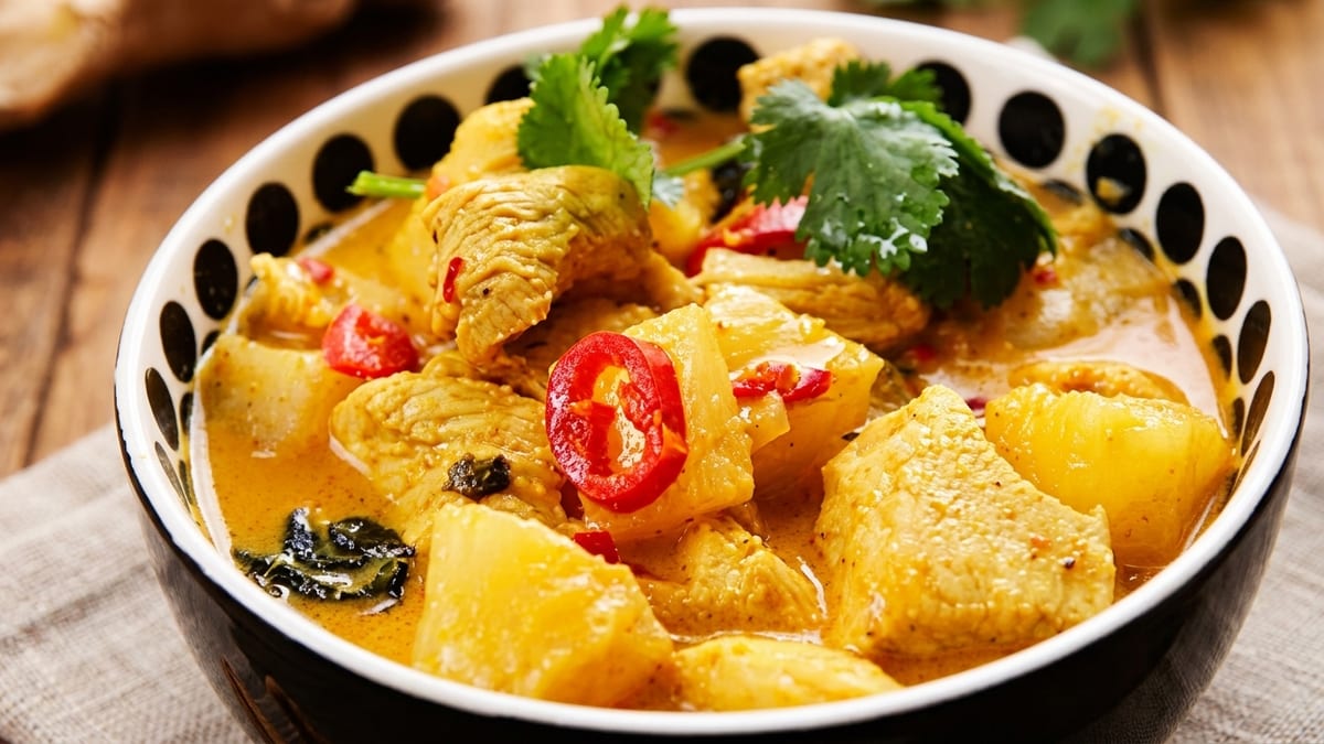Thai meals in Hamden